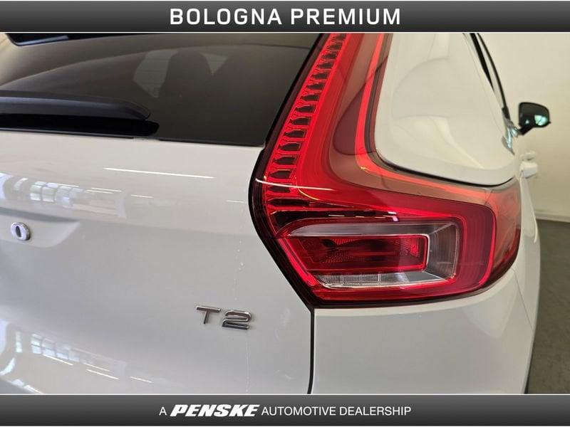 Volvo XC40 T2 Geartronic Momentum Core N1 - AUTOCARRO