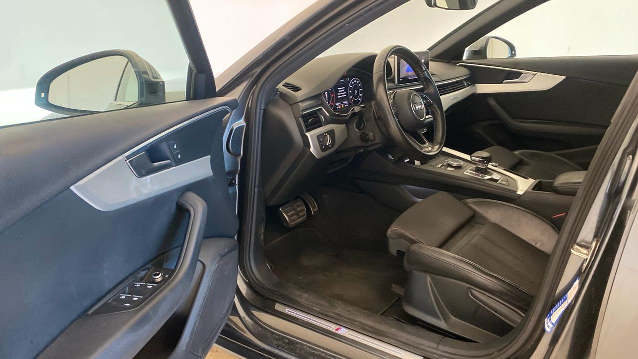 IN ARRIVO Audi A4 3x S-Line 2.0 TDI 190 CV S tronic