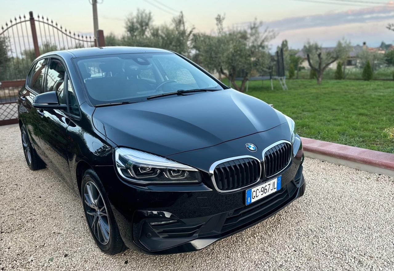 Bmw 2er Active Tourer 218i Active Tourer Luxury