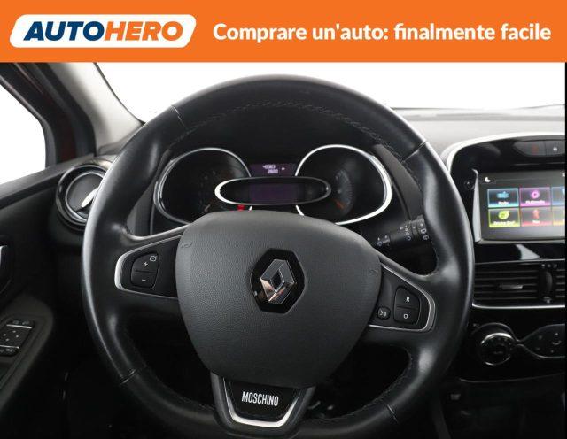RENAULT Clio TCe 12V 90 CV 5 porte Moschino Intens