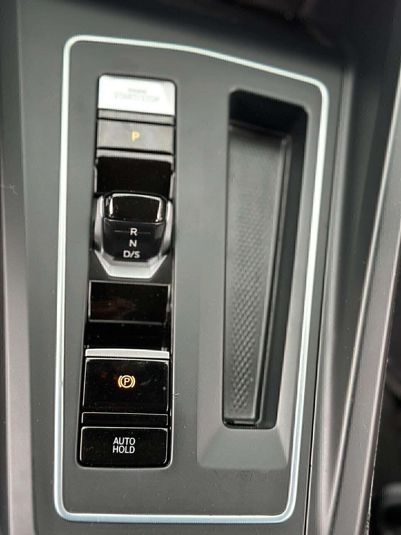 Volkswagen Golf 1.0 eTSI EVO DSG Life