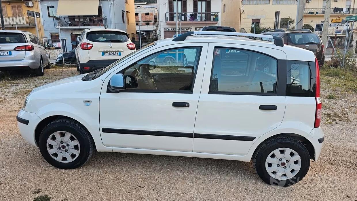 Fiat Panda 1.2 60 CV GPL 2010 Active € 3.000,00 X NEO PATENTATI