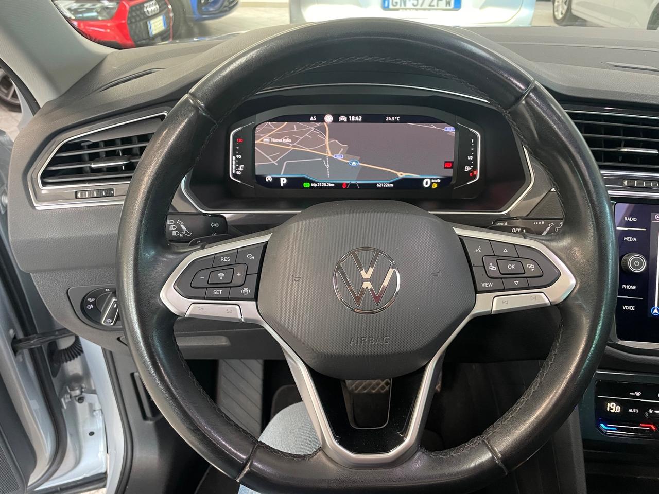 Volkswagen Tiguan 2.0 TDI 150 CV SCR DSG Elegance Tetto