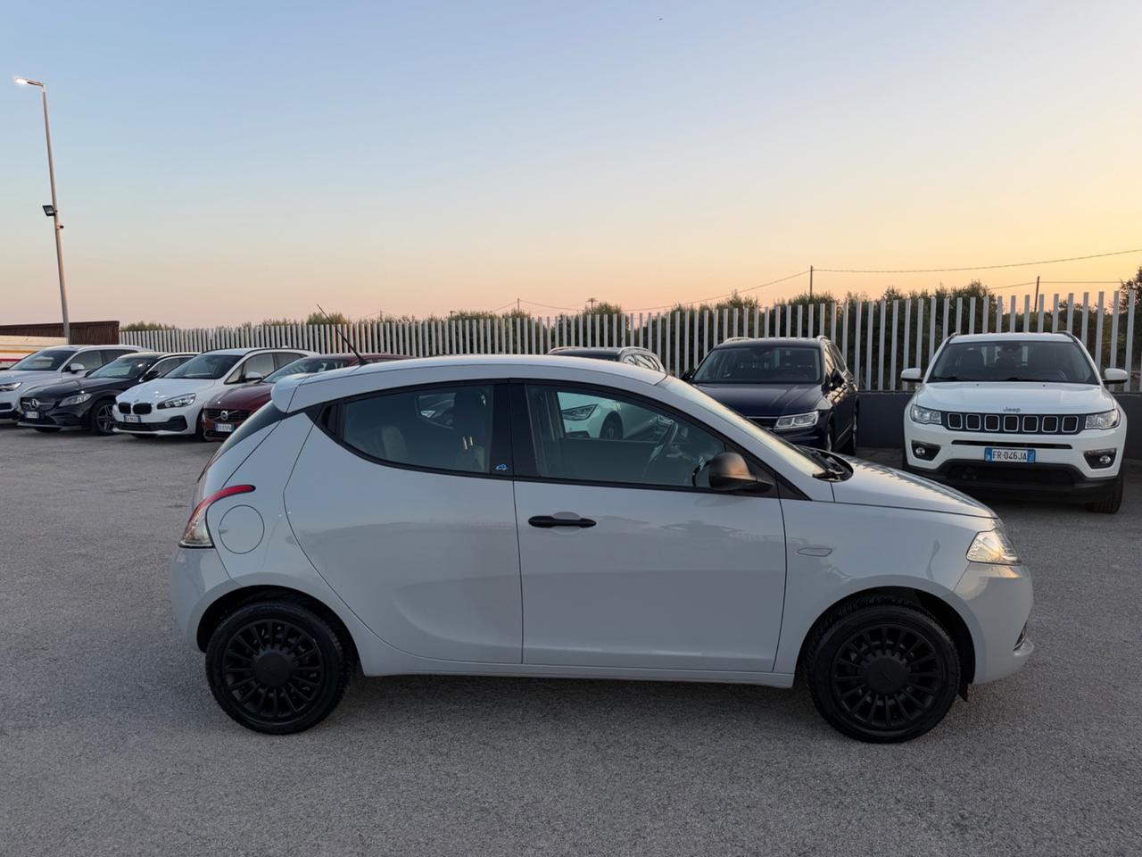LANCIA YPSILON 1.2 5P 69CV ELEFANTINO BLU MY18