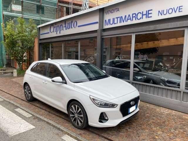 Hyundai i30 1.6 CRDI Business 110cv - Gancio Traino