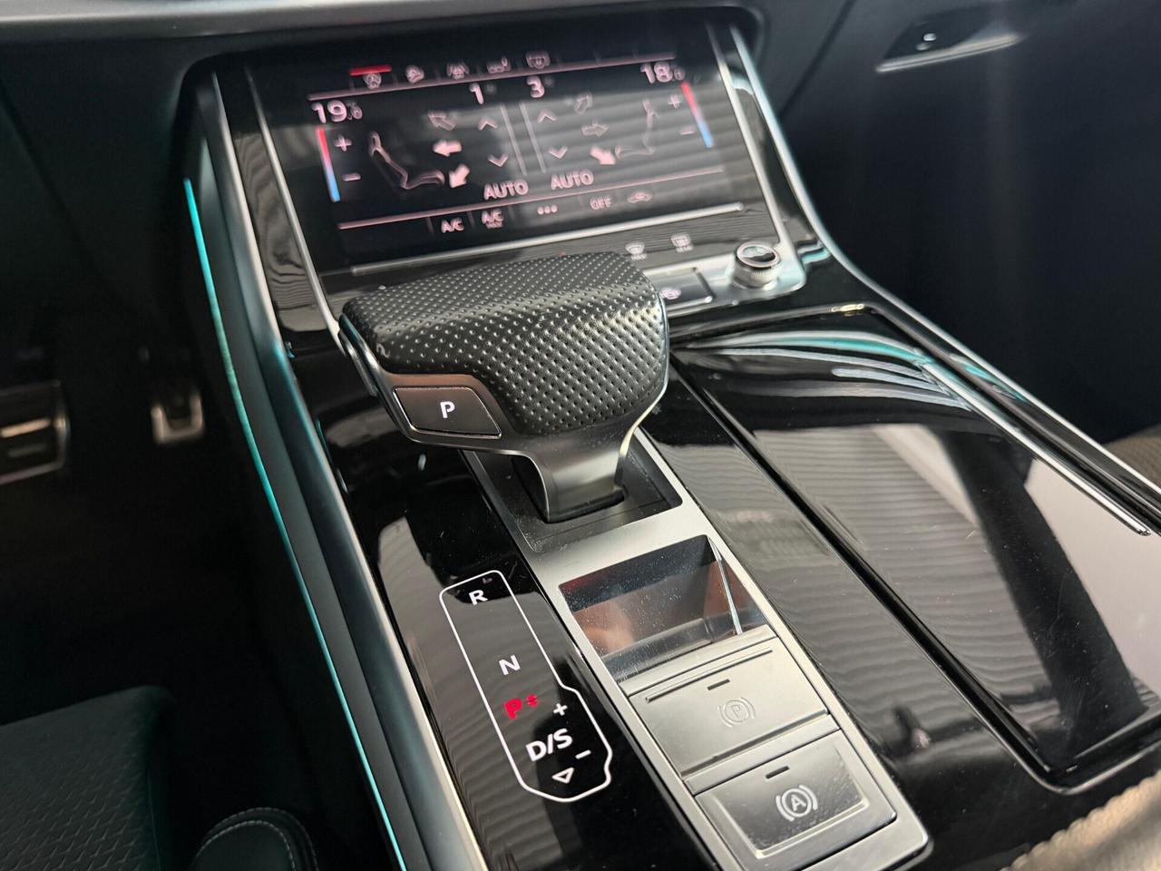 Audi Q8 50 TDI 286 CV quattro tiptronic Sport