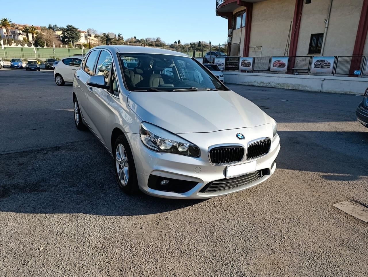 Bmw 214 214d Active Tourer Luxury