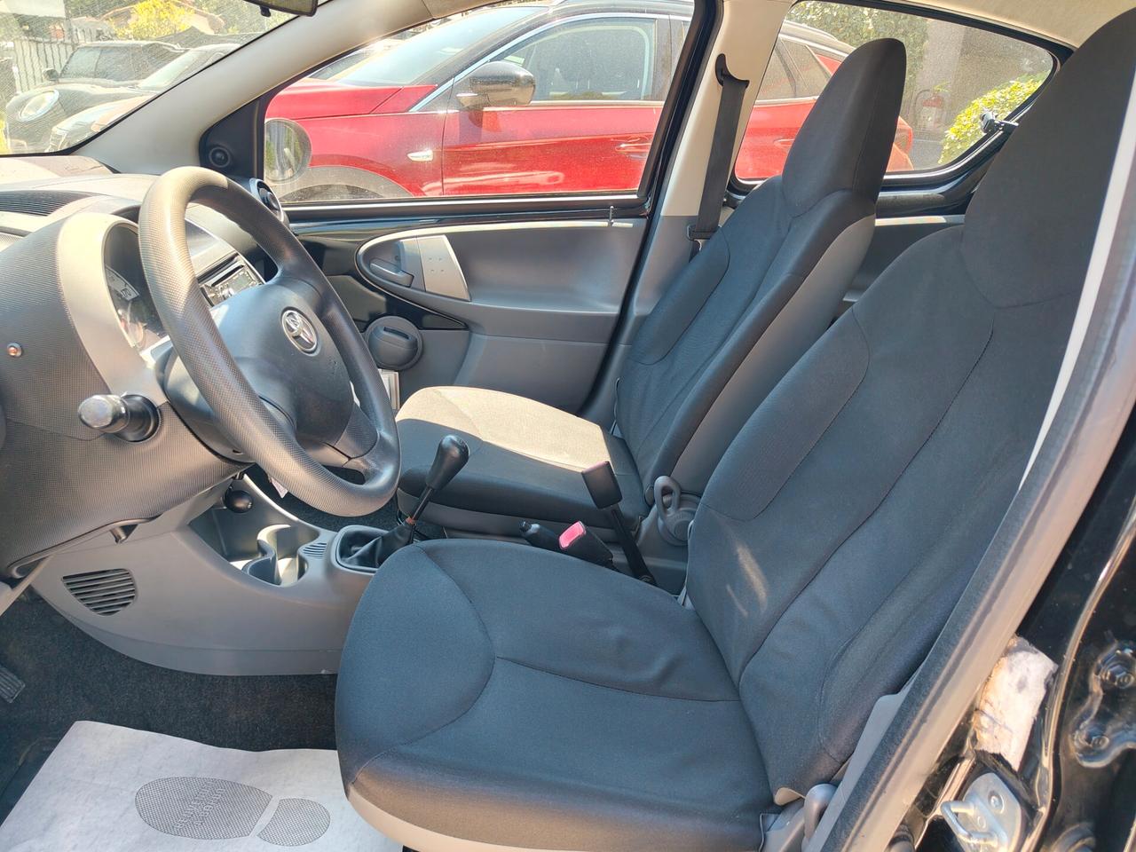 Toyota Aygo 1.0 5 PORTE SOLO 100000KM UNIPRO