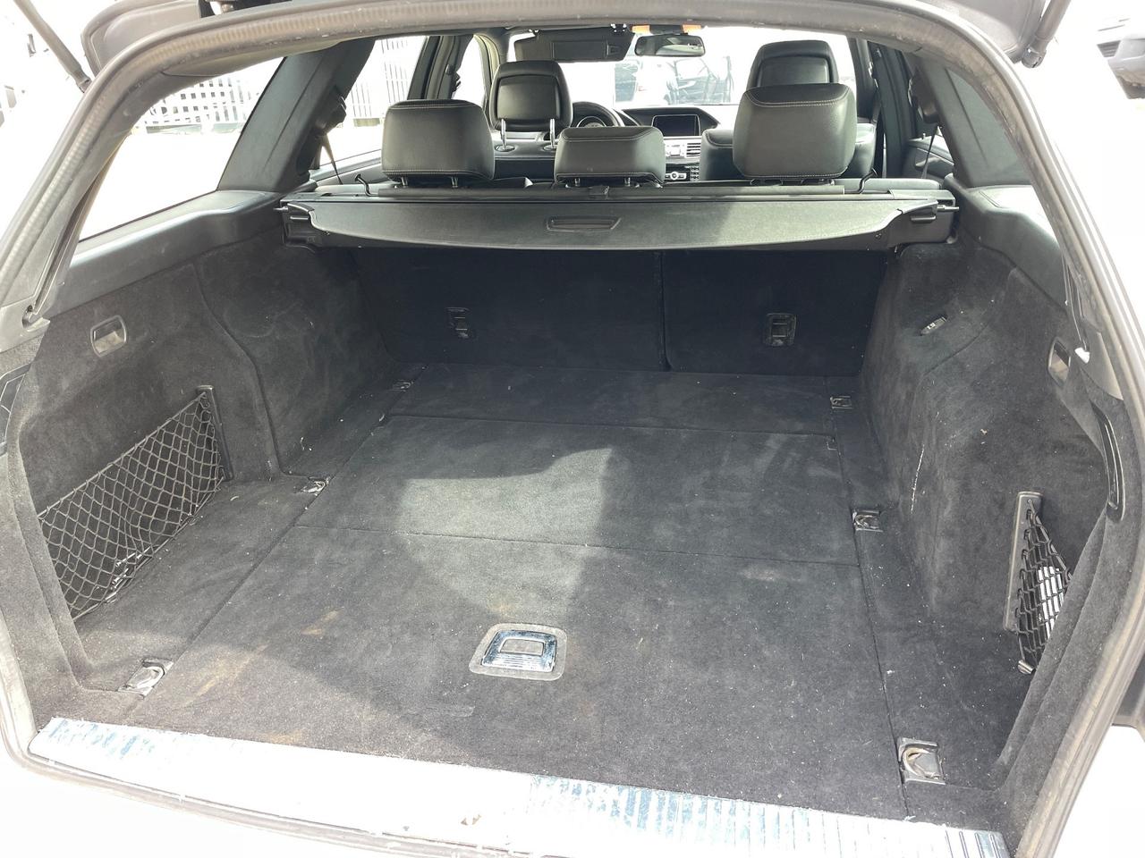 Mercedes-benz E 220 BlueTEC S.W. Pelle - R