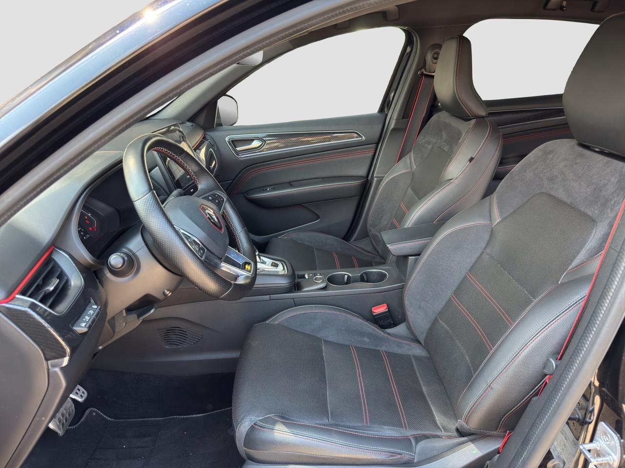 Renault Arkana Hybrid E-Tech 145 CV R.S. Line
