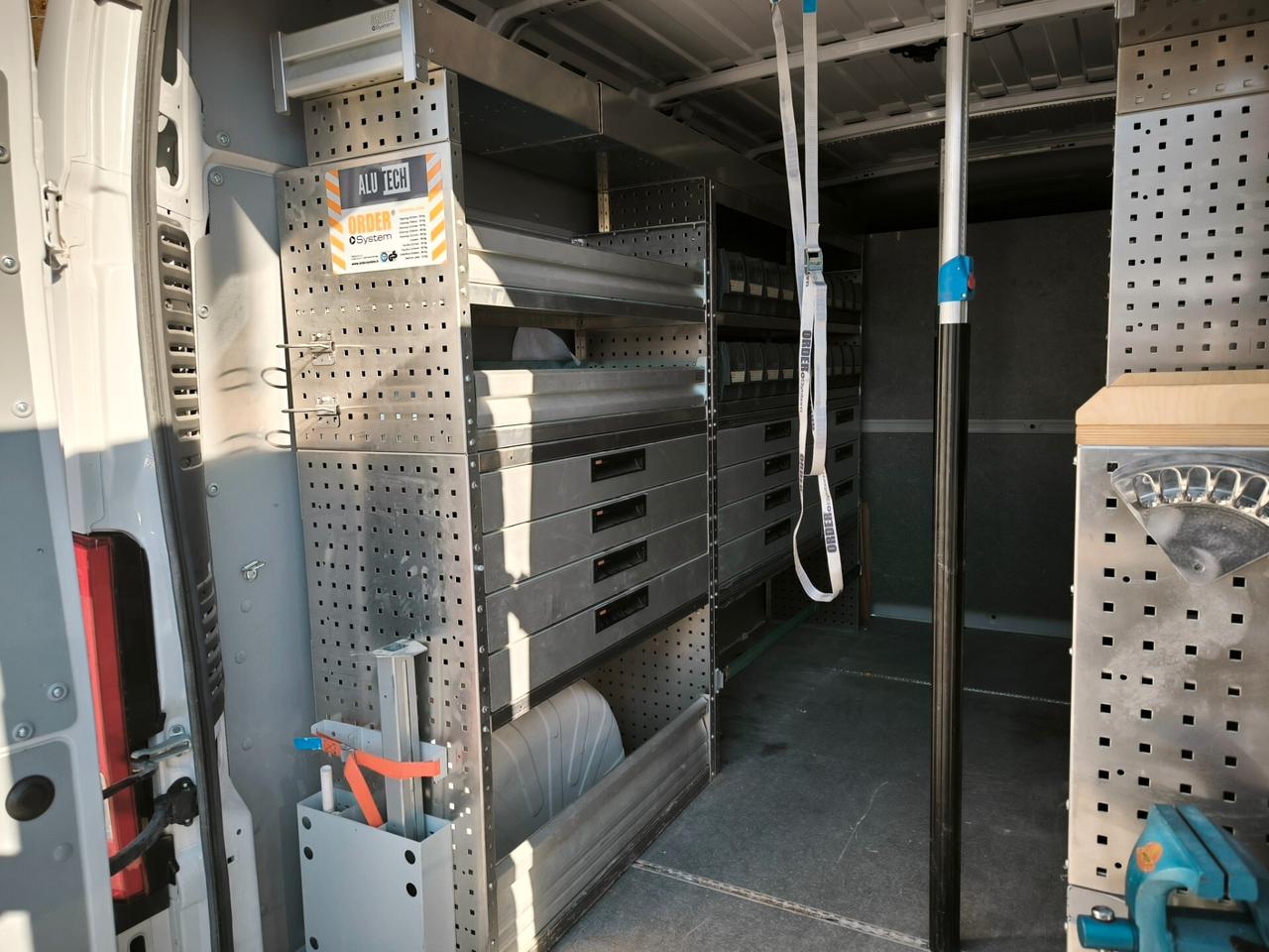 Peugeot Boxer 335 2.2 BlueHDi 140 S&S PM-TM Furgone