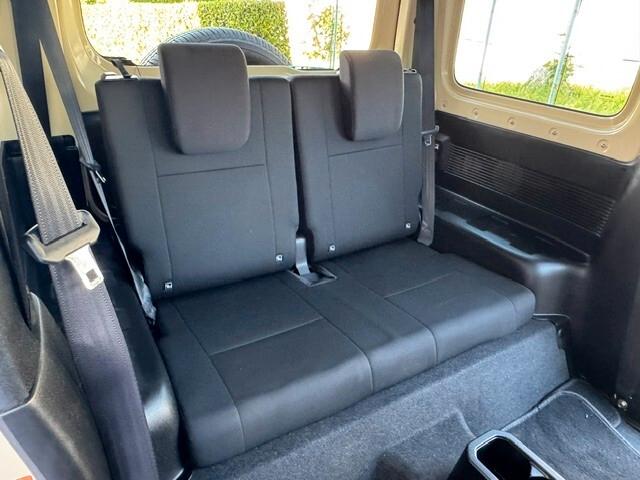 Suzuki Jimny 1.5 5MT Top