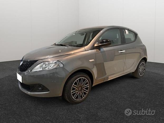 Lancia Ypsilon My24 1.0 Firefly 70 CvStart&St...