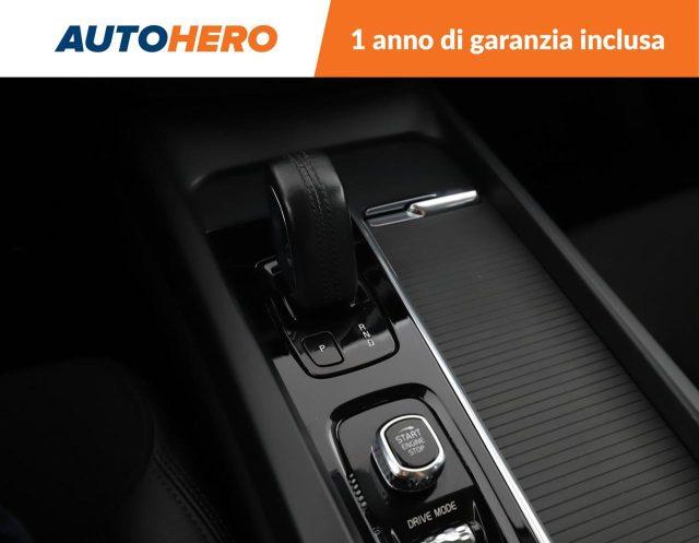 VOLVO XC60 B4 (d) AWD Geartronic Business Plus
