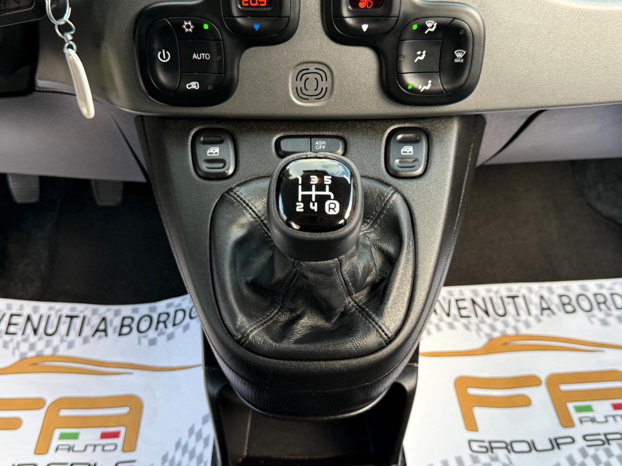 Fiat Panda 1.2Lounge SOLI KM 37.000 5 POSTI - 2018