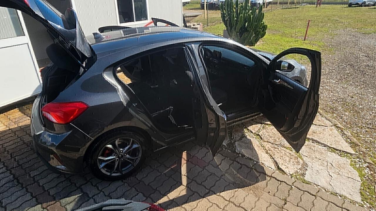 Ford Focus 1.0 EcoBoost Hybrid 125 CV 5p. ST-Line Design