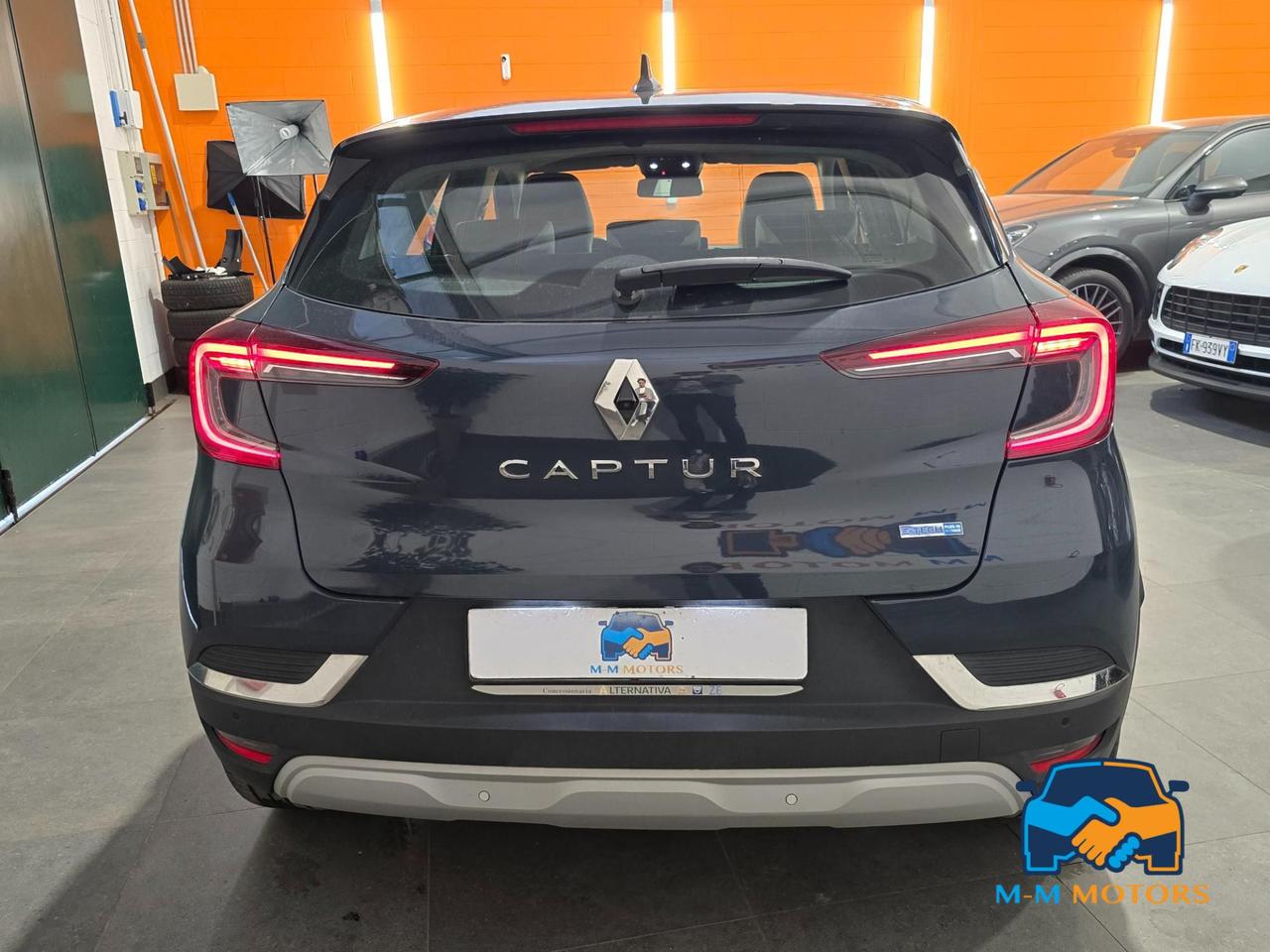 Renault Captur 1.6 E-Tech phev Intens 160cv auto my21