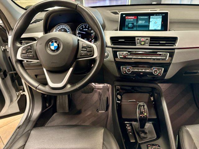 BMW X1 sDrive18i xLine TETTO PANO APRIBILE - OK NEOPATENT