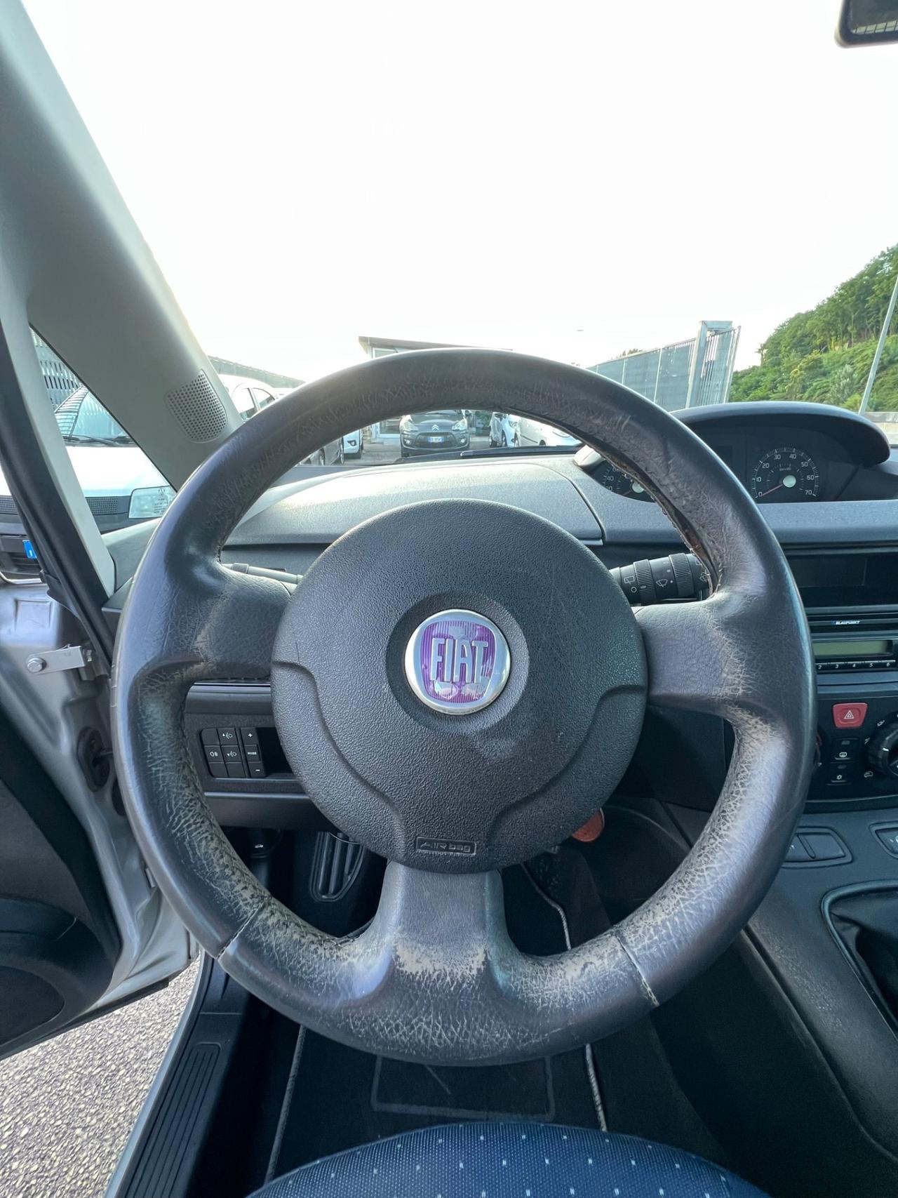 Fiat Idea 1.3 Multijet 16V 70 CV BlackEnergy