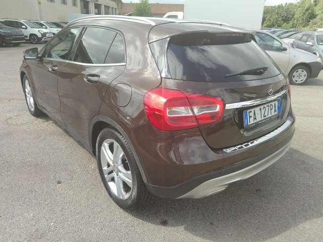 Mercedes-Benz GLA 200 GLA 200 d (cdi) Executive auto