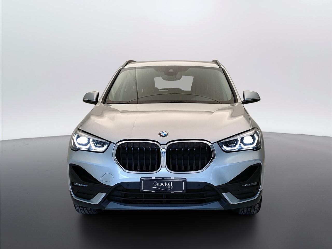 BMW X1 F48 2019 - X1 xdrive18d Advantage auto