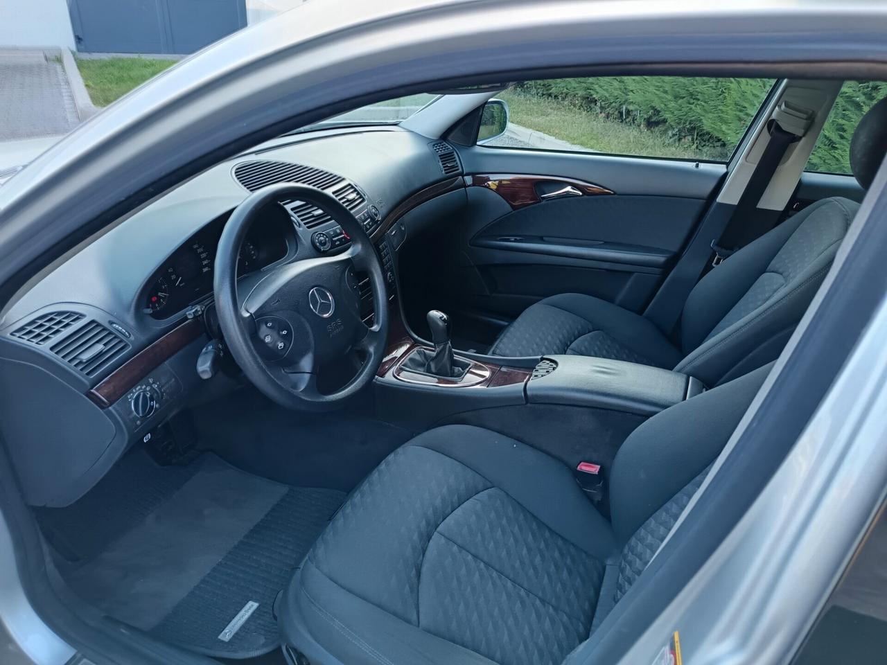 Mercedes-benz E 270 CDI cat Classic