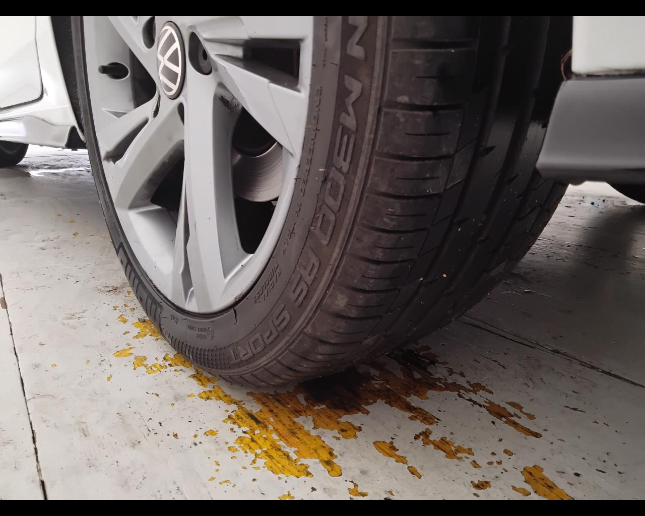 VOLKSWAGEN Golf VIII 2020 - Golf 1.5 tsi evo R-Line 130cv