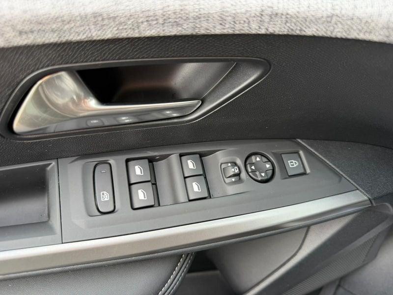 Peugeot 3008 Hybrid 145 Allure e-DCS 6