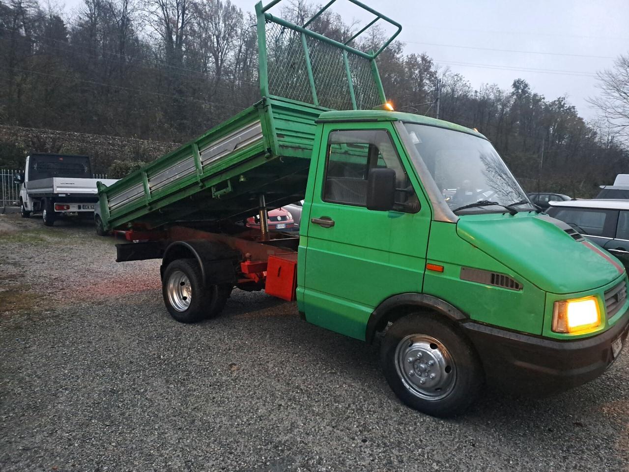 Iveco Daily 35.8 2.5 Diesel RIBALTABILE