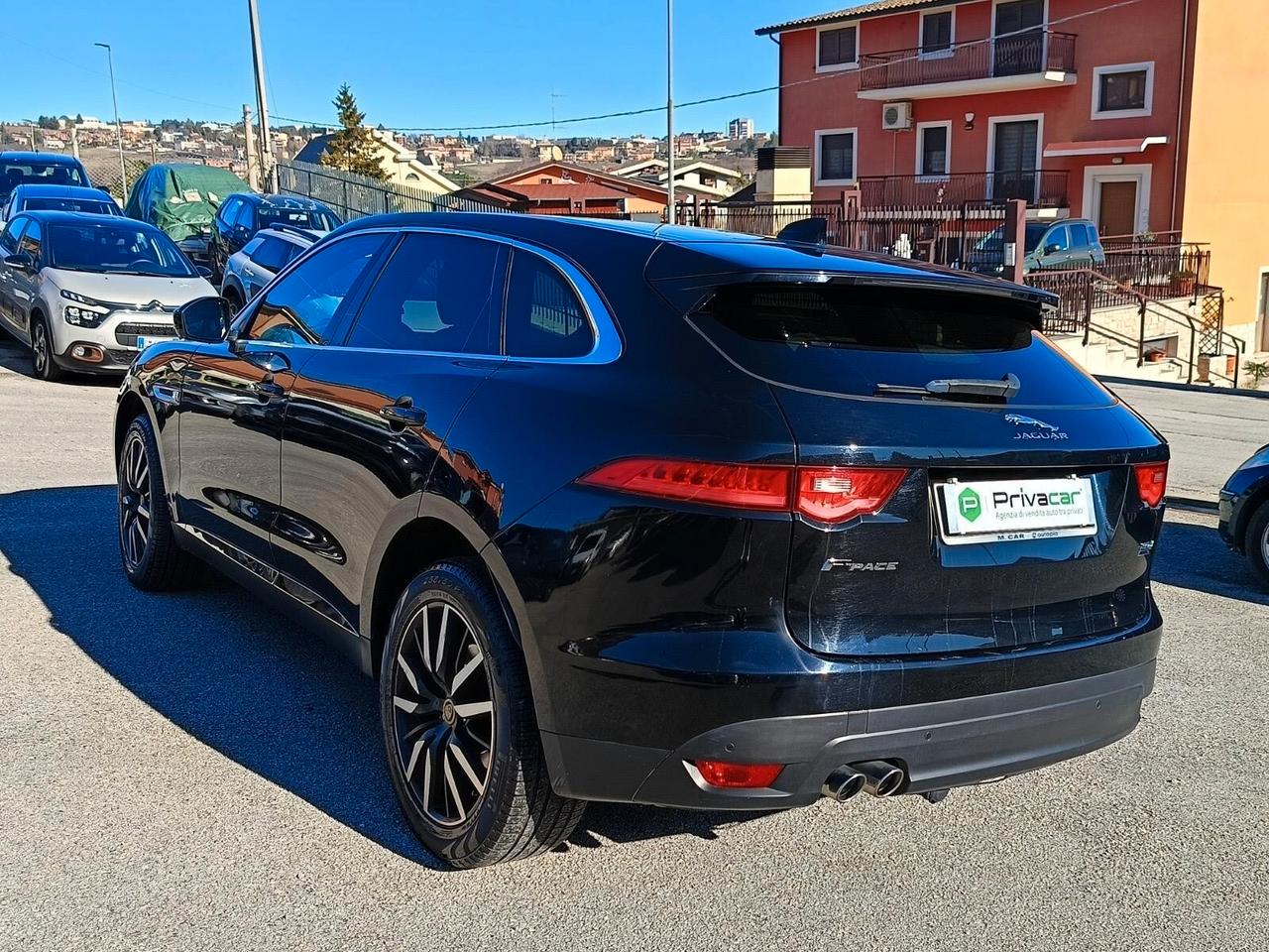 Jaguar F-Pace 2.0 D 180 CV AWD Portfolio