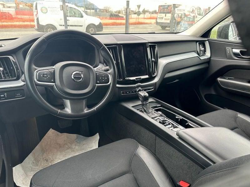 Volvo XC60 II 2018 2.0 d4 Business awd geartronic
