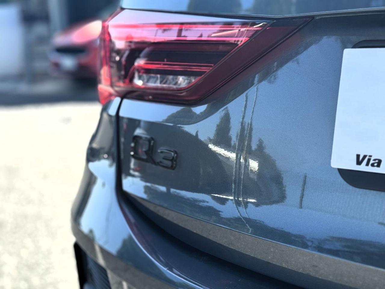 AUDI Q3 SPB 35 TFSI Identity Black 150CV S line