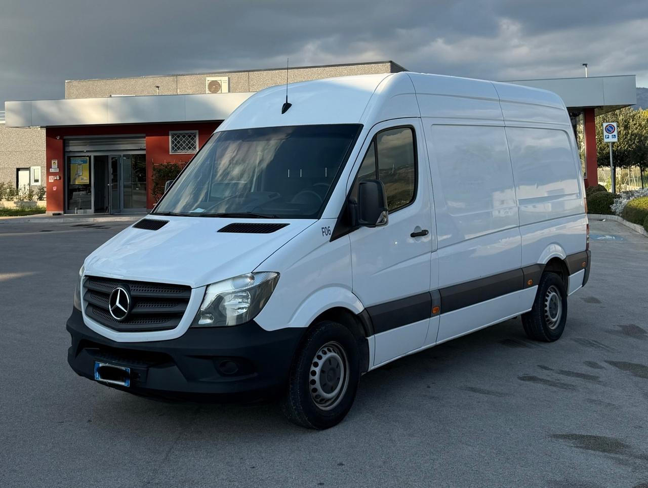 Mercedes Benz