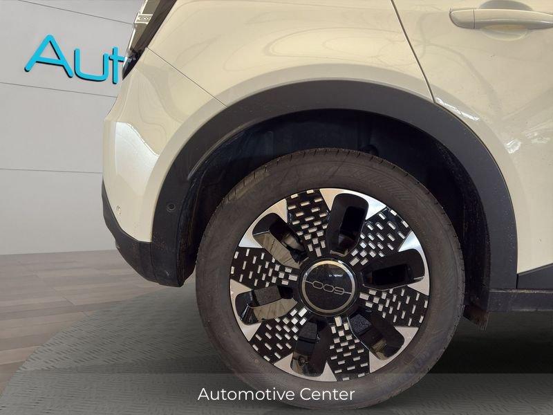 FIAT 600 1.2 Hybrid 100cv La Prima
