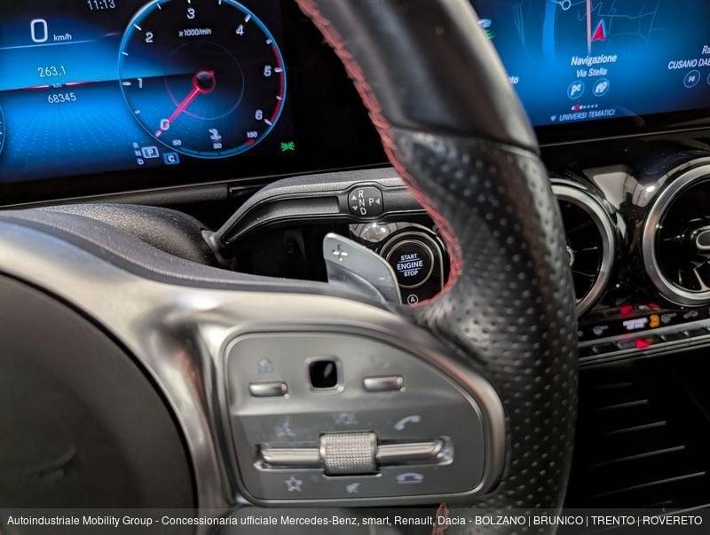 Mercedes-Benz GLA 200 D 4MATIC PREMIUM AUTOMATIC