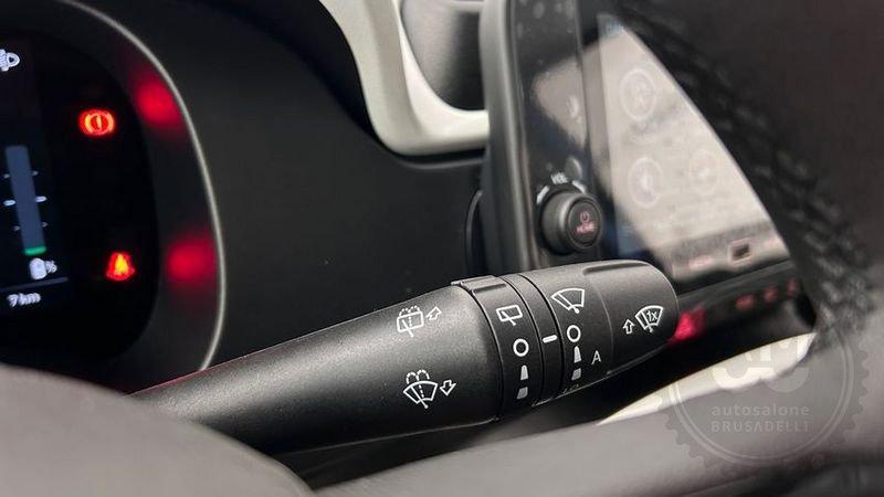 FIAT Panda 1.0 FireFly S&S Hybrid Pandina CARPLAY PDC POST