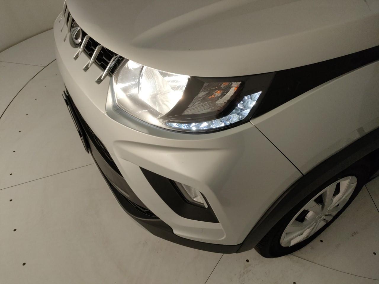 MAHINDRA KUV100 1.2 K6+