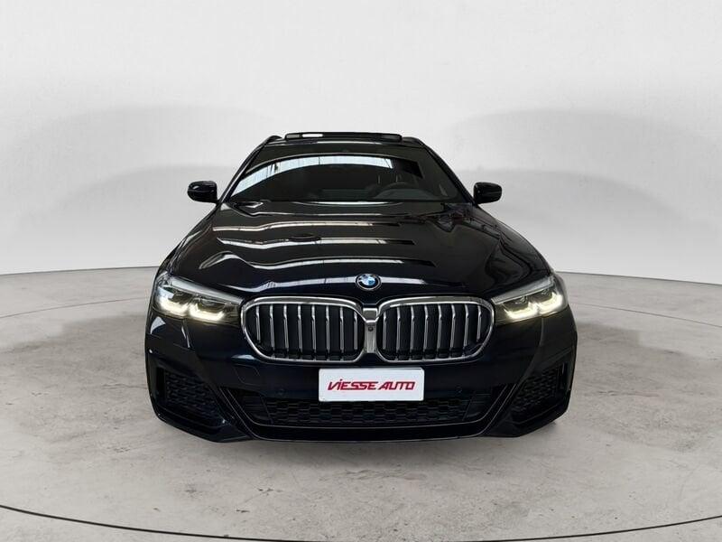BMW Serie 5 518d 48V Touring Msport