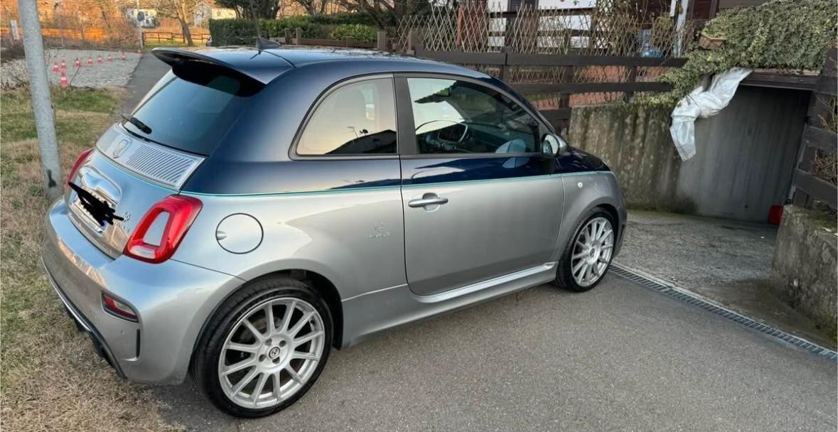 Abarth 695 1.4 Turbo T-Jet Rivale