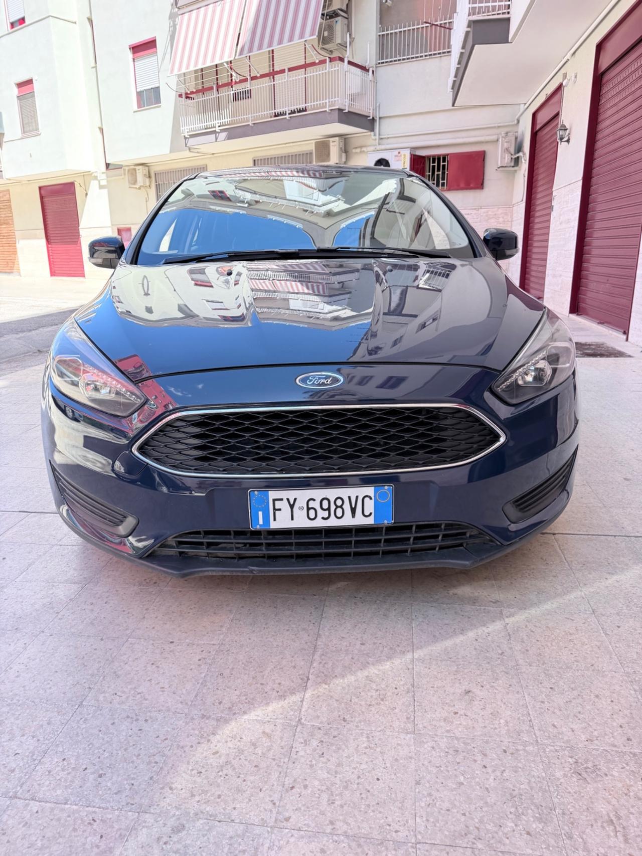 Ford Focus 1.0 EcoBoost 100 CV Start&Stop Business