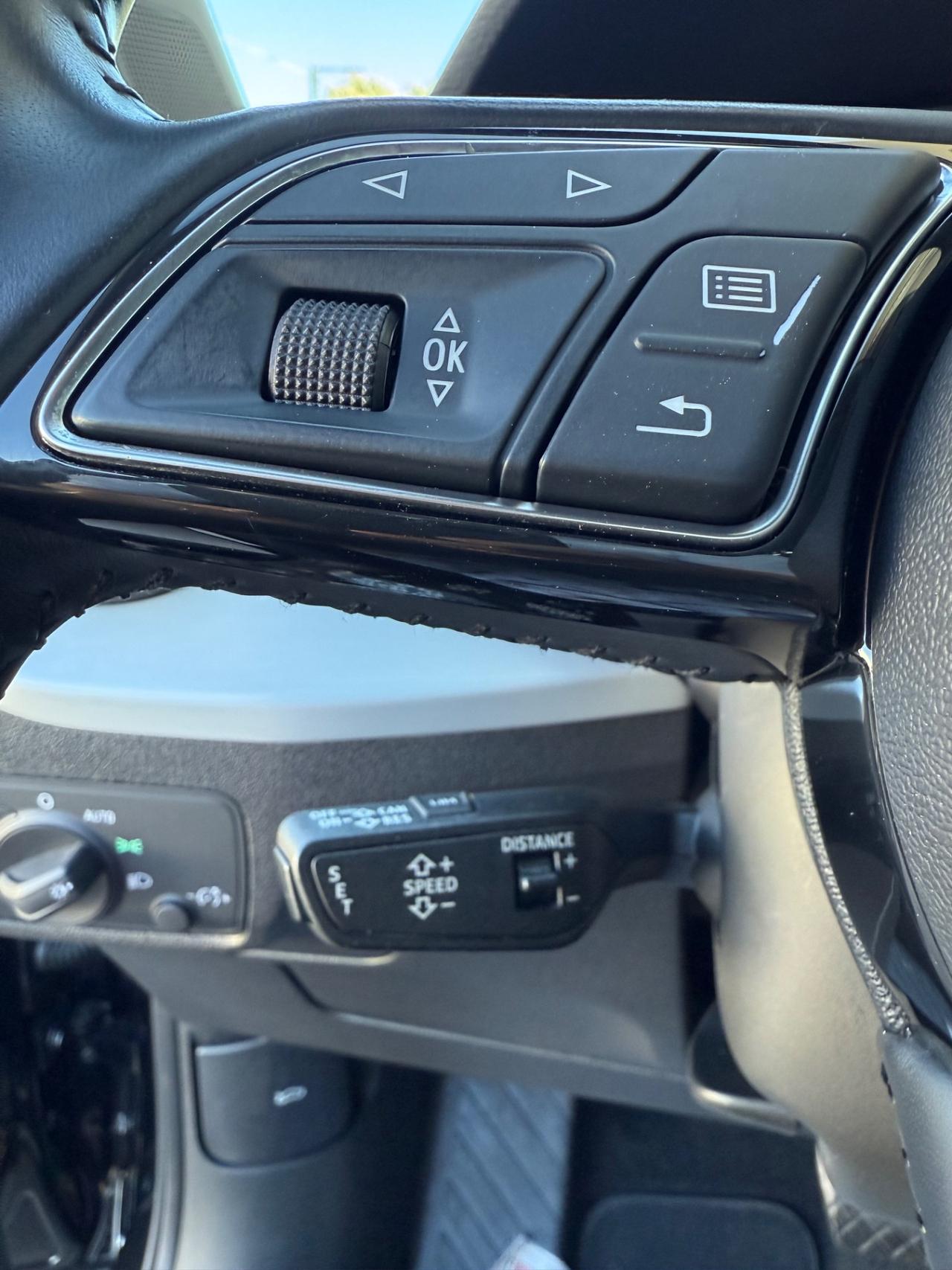 Audi Q2 1.6 tdi Admired s-tronic NAVIGATORE,FULL LED,AUDI CONNECT,KM CERTIFICATI AUDI,UNI PROPRIETARIO