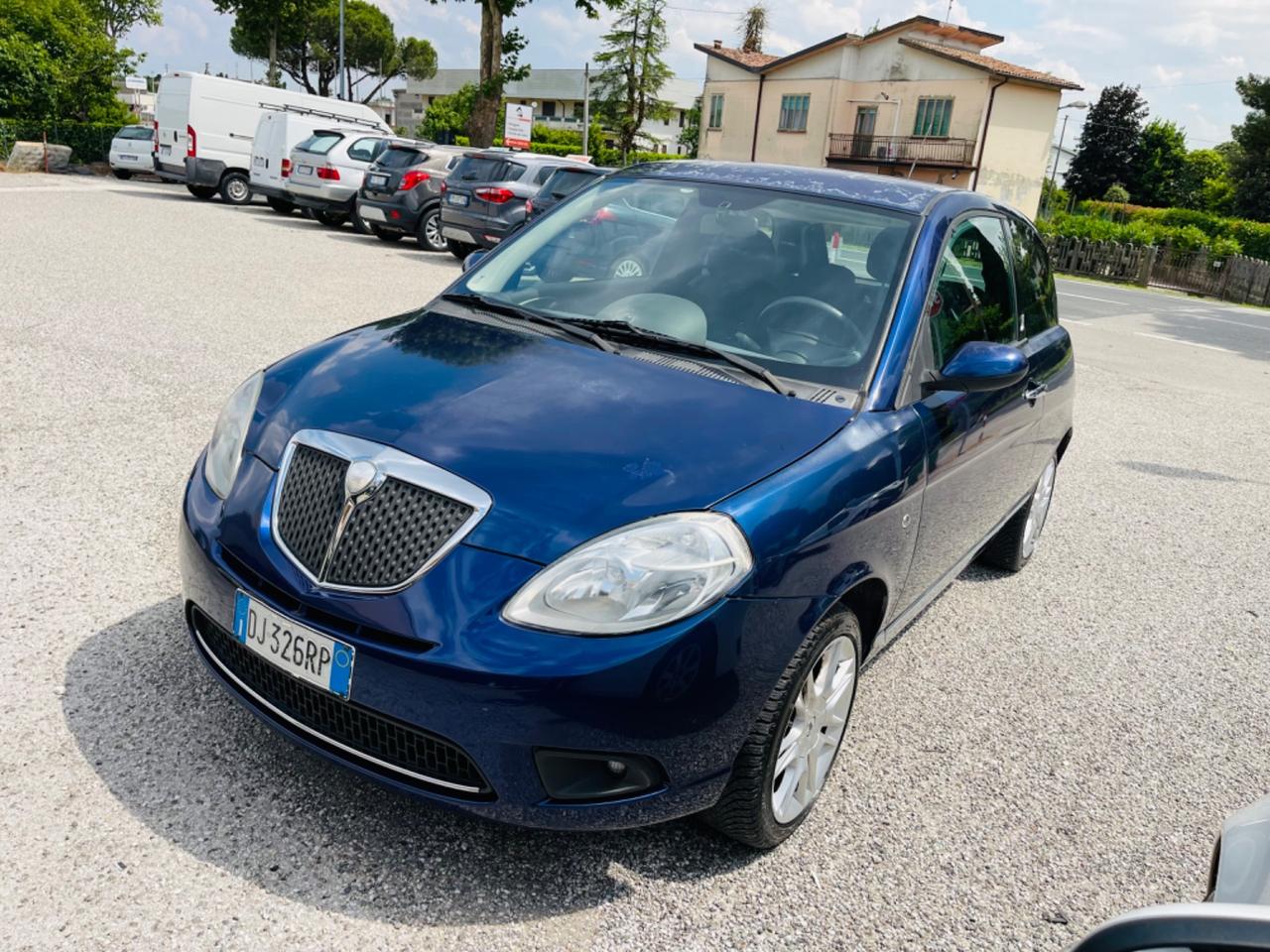 Lancia Ypsilon 1.3 MJT 90 CV Ok NEOPATENTATI