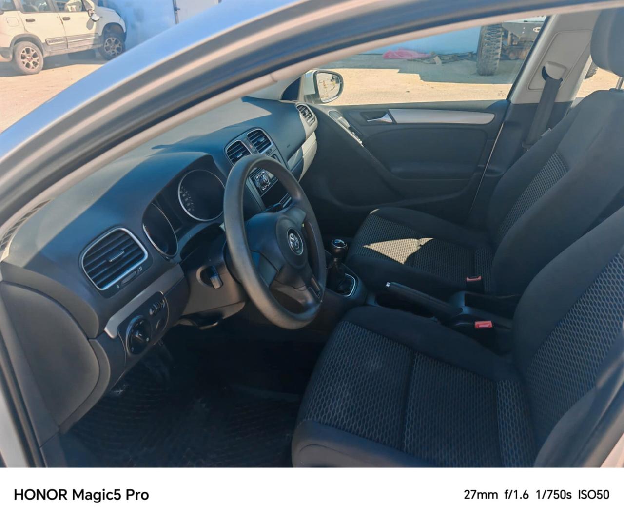 Volkswagen Golf 1.6 TDI DPF 5p.