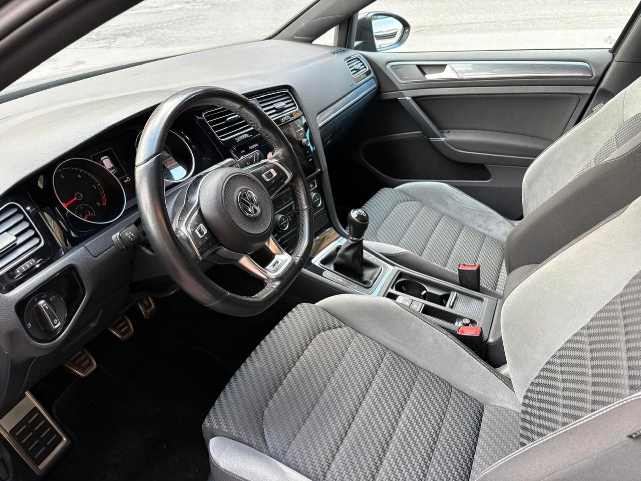 Volkswagen Golf 1.6 TDI 115 CV 5p. R-LINE BlueMotion Technology