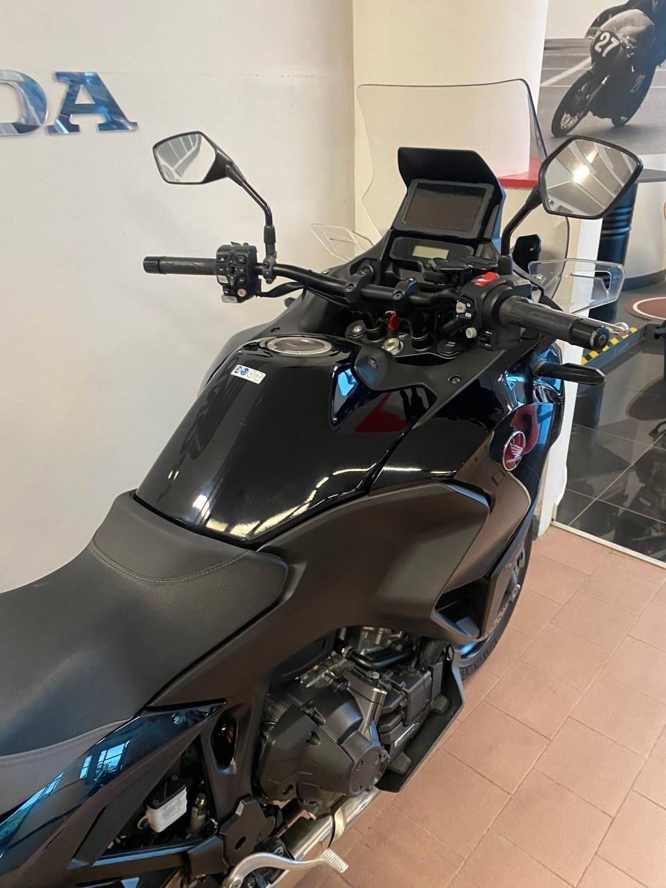 Honda NT 1100 dct