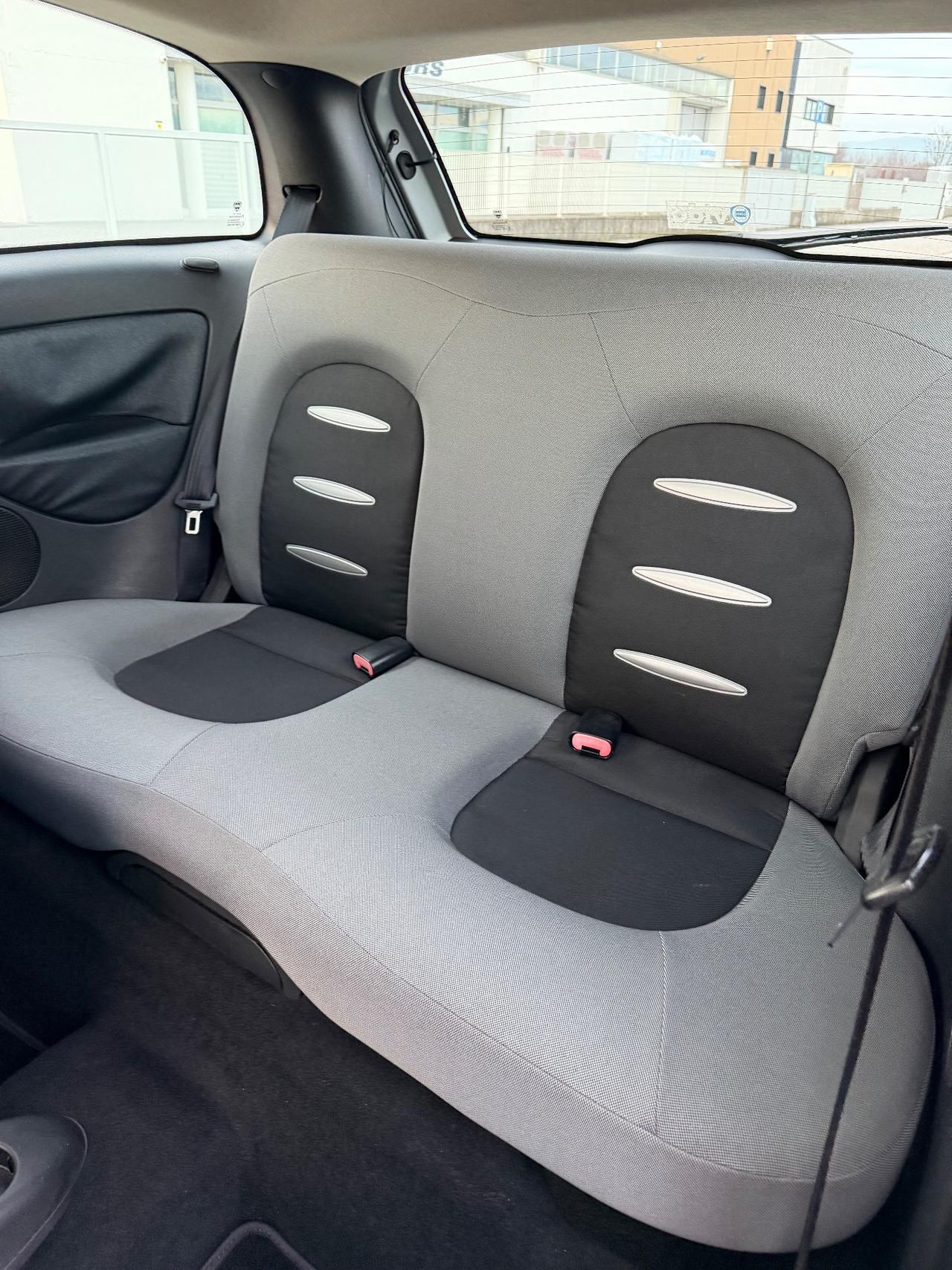 Lancia Ypsilon 1.2 Argento