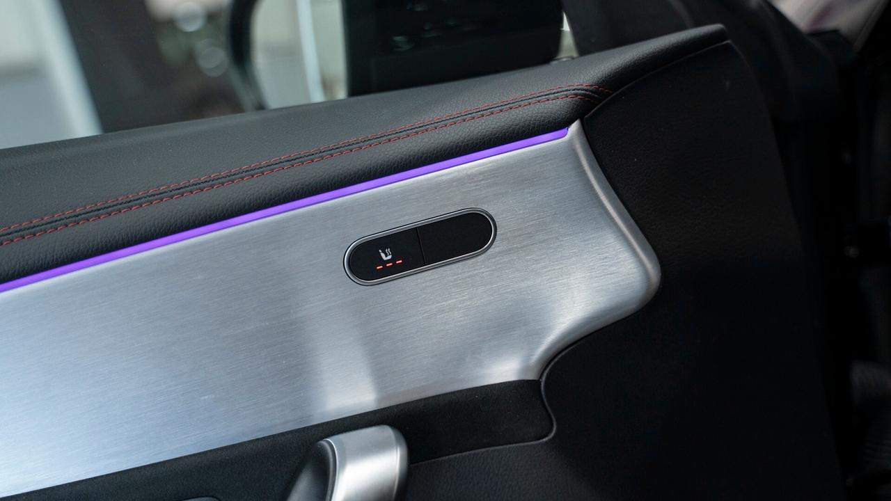 Mercedes-benz CLA 180 D COUPE PREMIUM PLUS AMG 19" PACK LUCI XENO PELLE FULL OPTIONAL