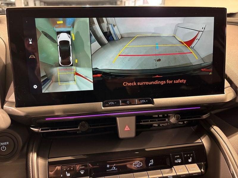 Toyota C-HR 2.0 PHEV Lounge Hero