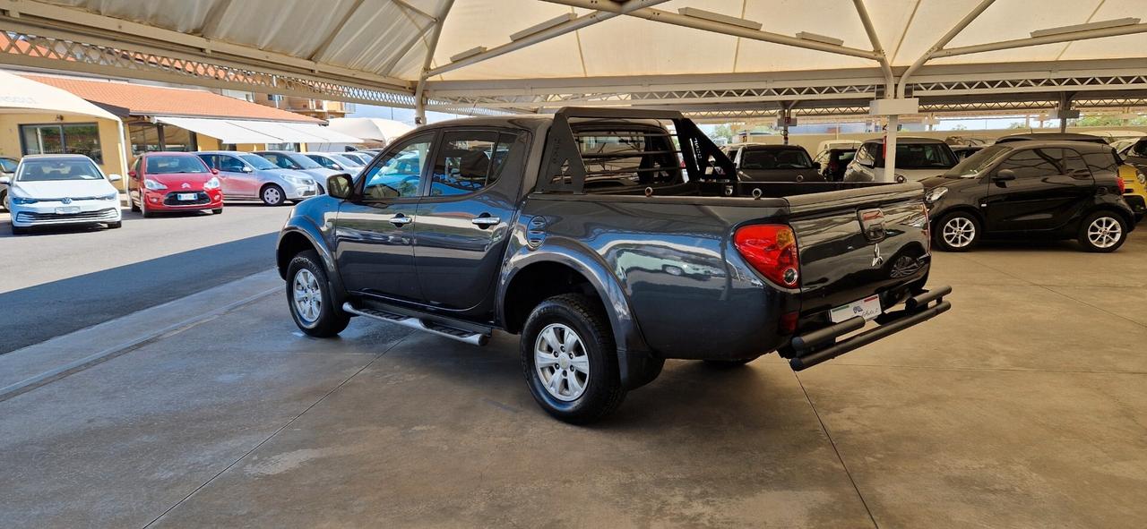 Mitsubishi L200 2.5 DI-D 136cv Doppia Cabina INVITE