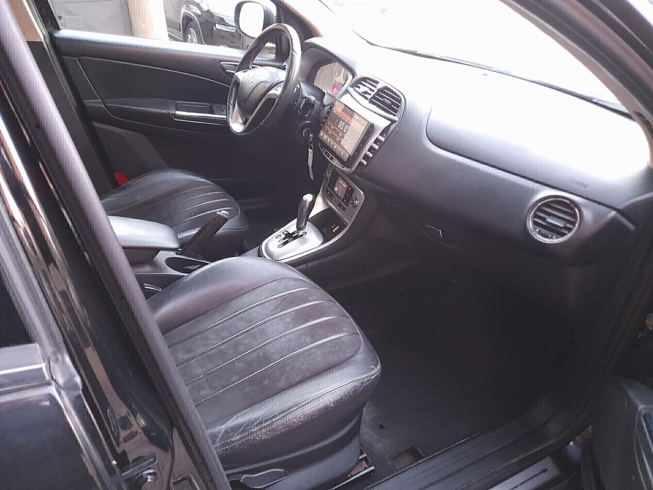 Lancia Delta 1.6 MJT AUTOMATICO